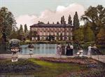 Kew Gardens, the museum, London and suburbs, England