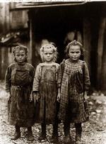 Young oyster shuckers, Port